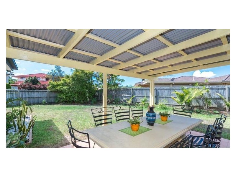 131 Sinnamon Road, Sinnamon Park QLD 4073