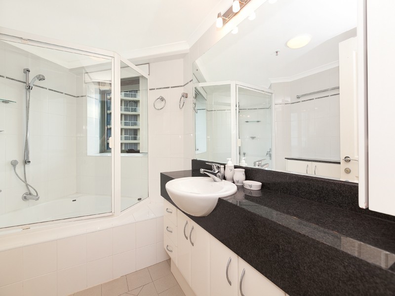 99/35 Howard Street, Brisbane City QLD 4000