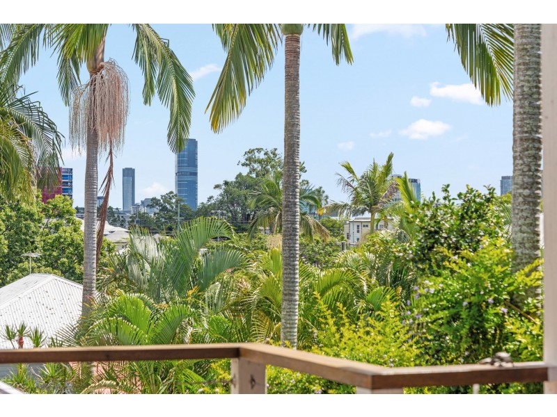 66 Barker Street, East Brisbane QLD 4169