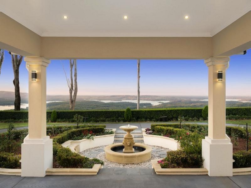 701 Clear Mountain Road, Clear Mountain QLD 4500