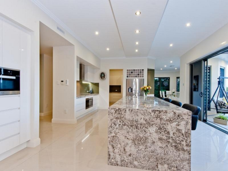 701 Clear Mountain Road, Clear Mountain QLD 4500