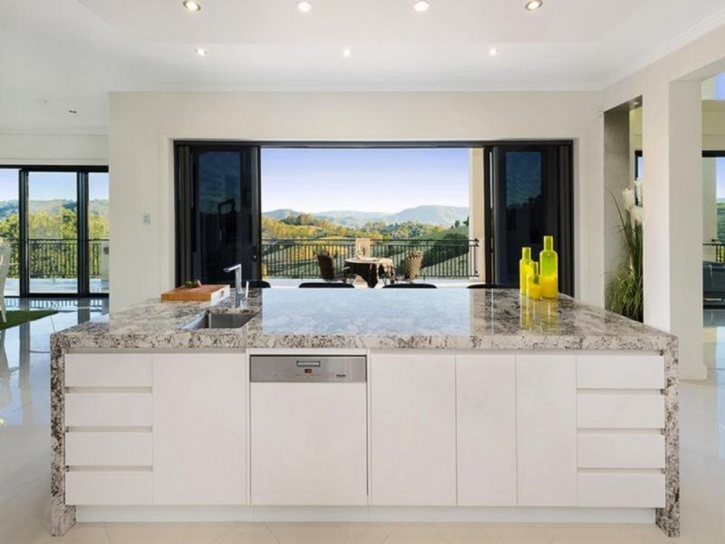 701 Clear Mountain Road, Clear Mountain QLD 4500