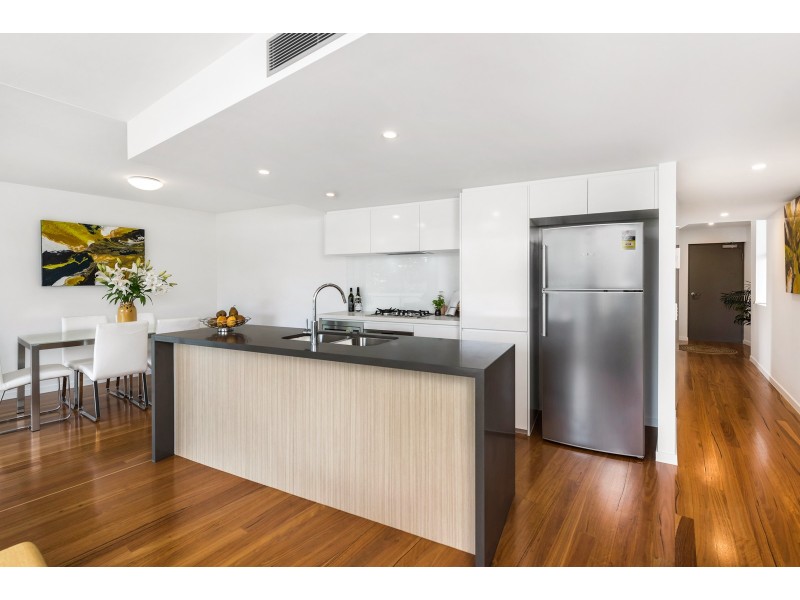 8/56 Bellevue Terrace, St Lucia QLD 4067