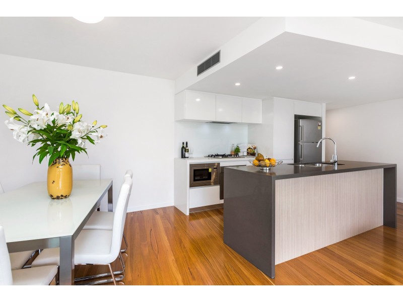 8/56 Bellevue Terrace, St Lucia QLD 4067