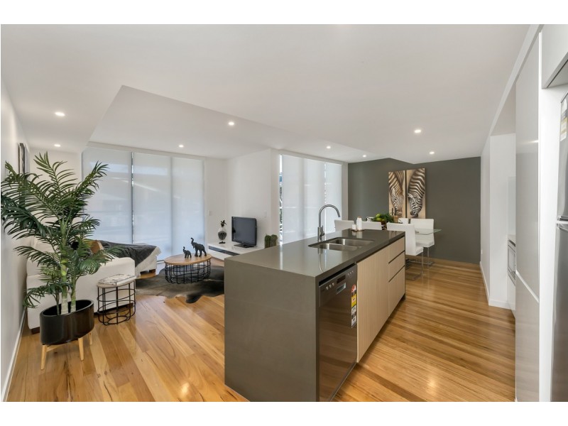 8/56 Bellevue Terrace, St Lucia QLD 4067