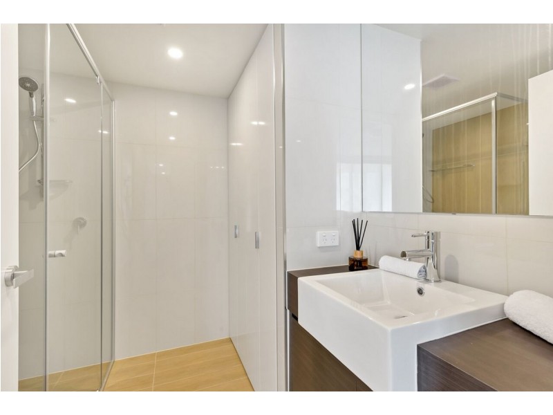 1/56 Bellevue Terrace, St Lucia QLD 4067