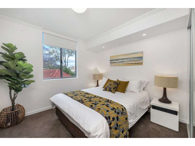 4/56 Bellevue Terrace, St Lucia QLD 4067