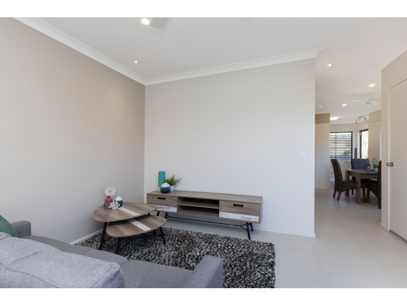 4/32 Sapphire Street, Springfield QLD 4300