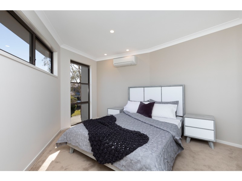 4/32 Sapphire Street, Springfield QLD 4300