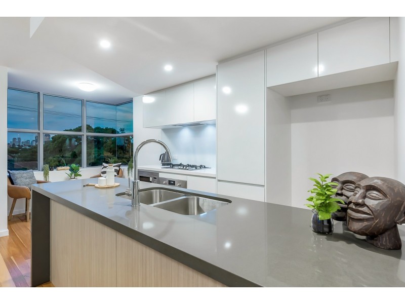 7/56 Bellevue Terrace, St Lucia QLD 4067