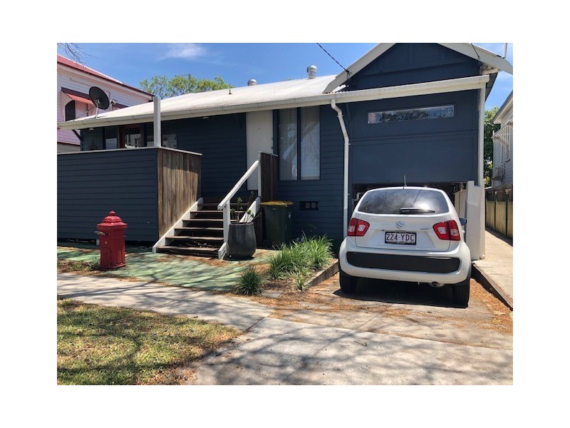 82 Linton Street, Kangaroo Point QLD 4169