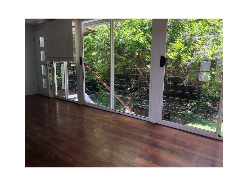 82 Linton Street, Kangaroo Point QLD 4169