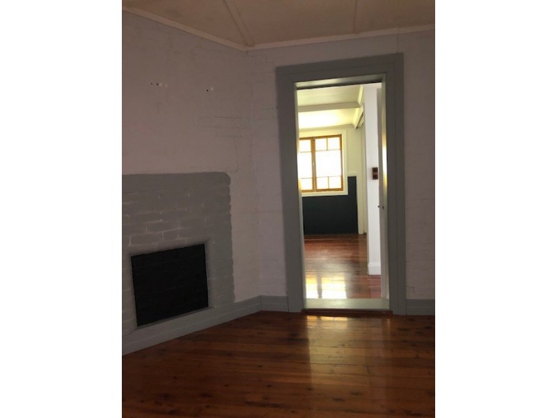 82 Linton Street, Kangaroo Point QLD 4169