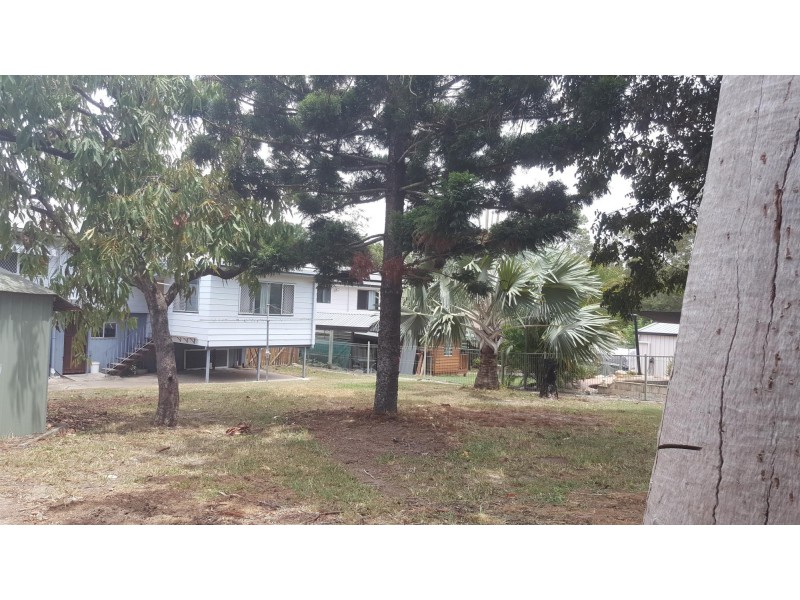 33 Bushmills Court, Hillcrest QLD 4118