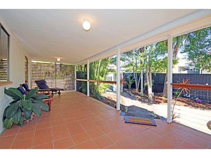 12 Stanton Street, Cannon Hill QLD 4170