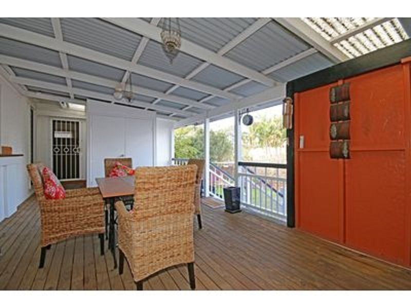 12 Stanton Street, Cannon Hill QLD 4170