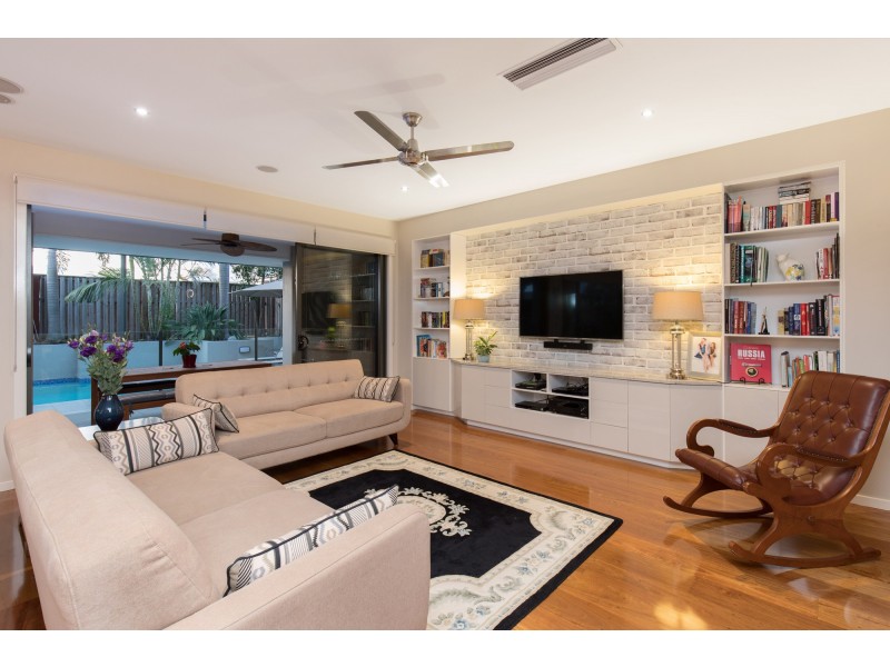 103 Burdekin Drive, Sinnamon Park QLD 4073
