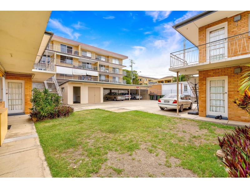 72 Racecourse Road, Hamilton QLD 4007