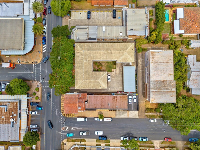 72 Racecourse Road, Hamilton QLD 4007