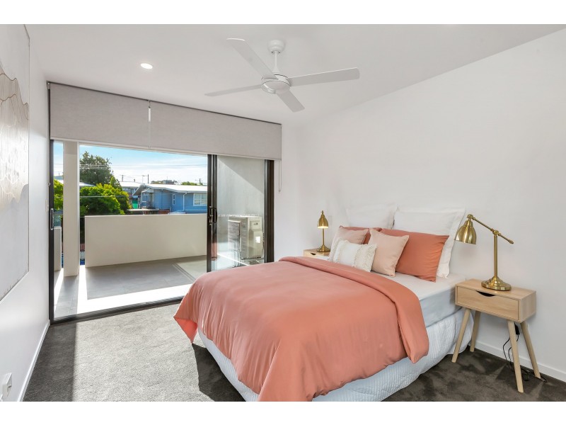 302/27 Ekibin Road, Annerley QLD 4103