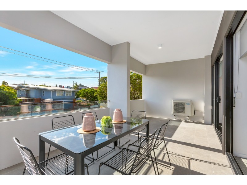 302/27 Ekibin Road, Annerley QLD 4103