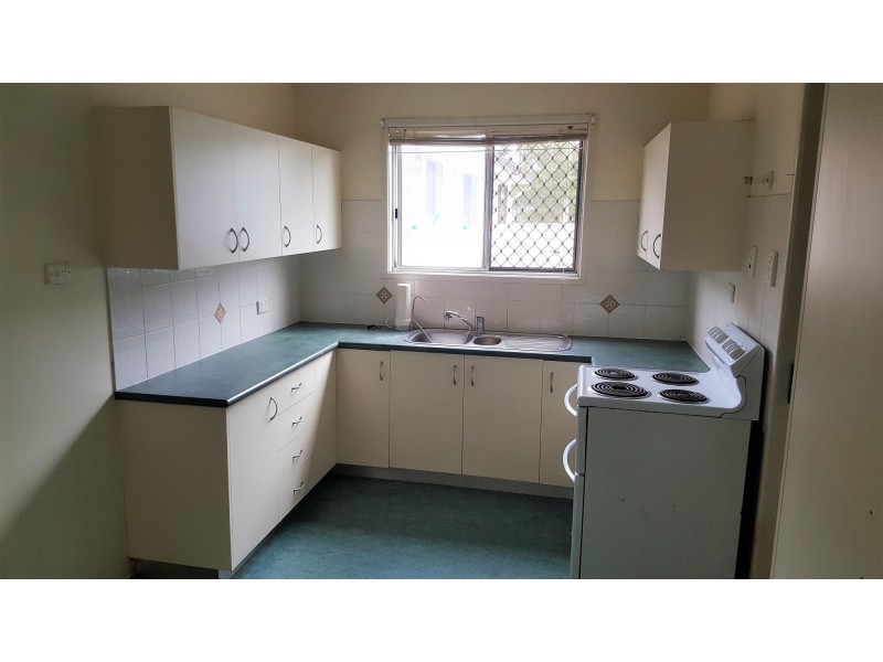 33 Bushmills Court, Hillcrest QLD 4118