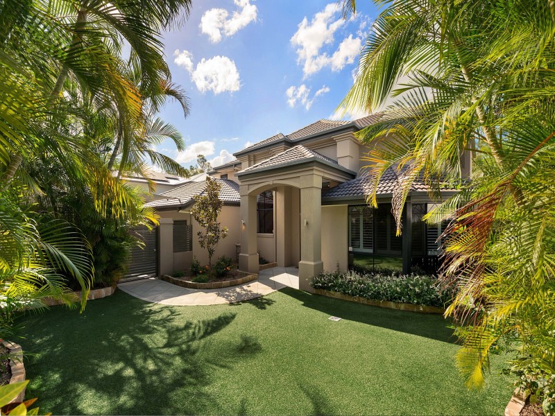 11 Samuel Place, Sinnamon Park QLD 4073