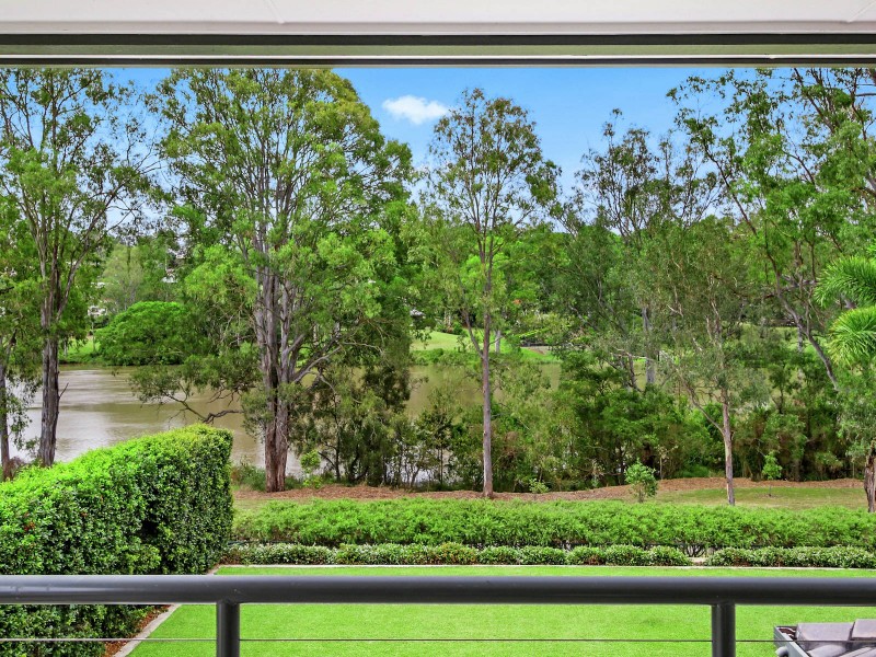 11 Samuel Place, Sinnamon Park QLD 4073
