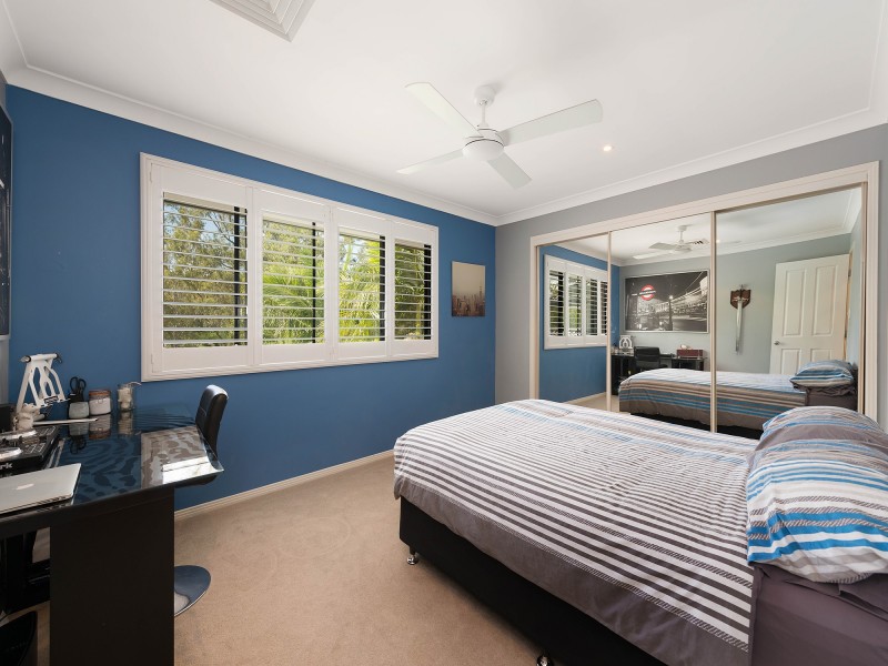 11 Samuel Place, Sinnamon Park QLD 4073