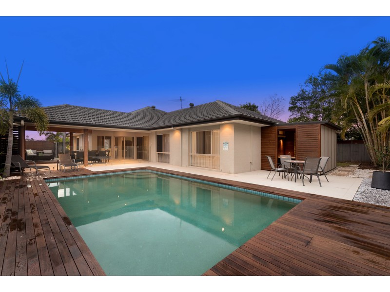 105 Thomas MacLeod Avenue, Sinnamon Park QLD 4073