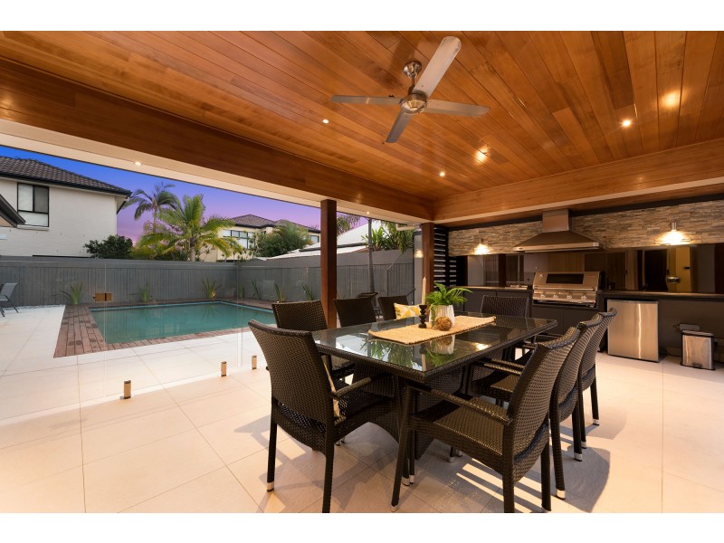 105 Thomas MacLeod Avenue, Sinnamon Park QLD 4073