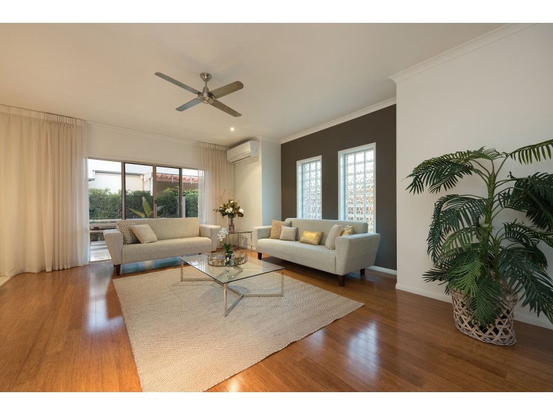 105 Thomas MacLeod Avenue, Sinnamon Park QLD 4073