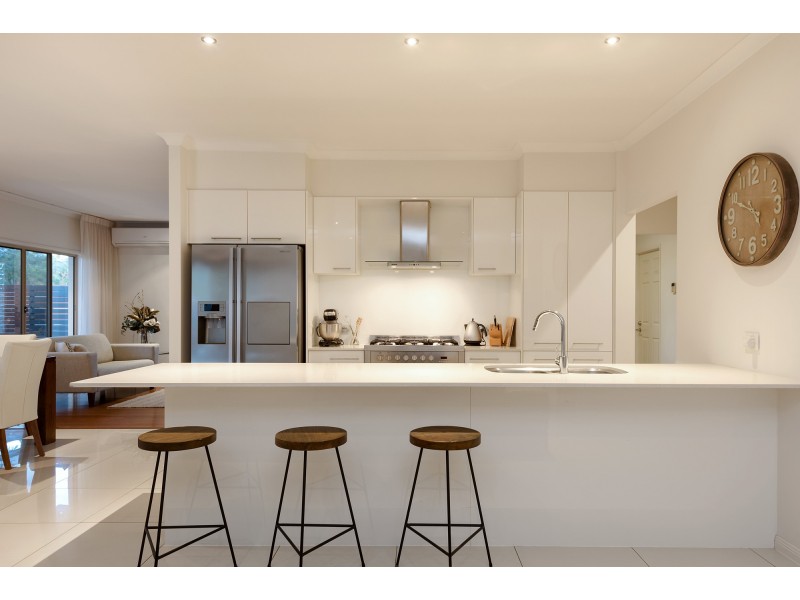 105 Thomas MacLeod Avenue, Sinnamon Park QLD 4073