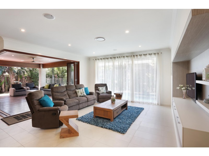 8 Grasslands Street, Yarrabilba QLD 4207