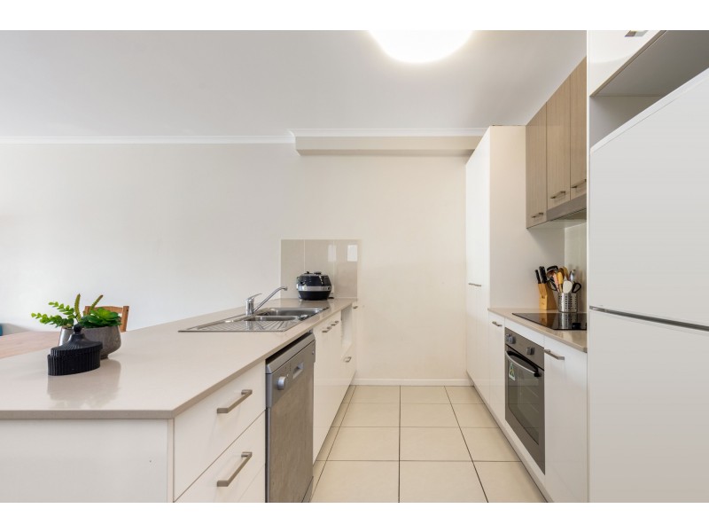 4/31 Grasspan Street, Zillmere QLD 4034