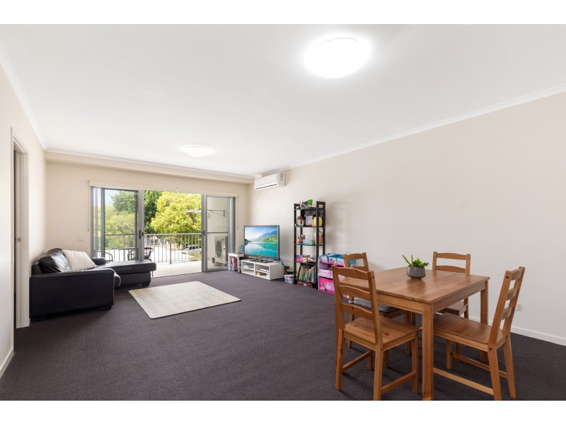 4/31 Grasspan Street, Zillmere QLD 4034