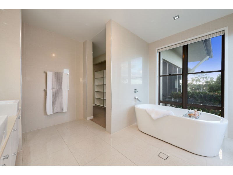 117 Herron Road, Pullenvale QLD 4069