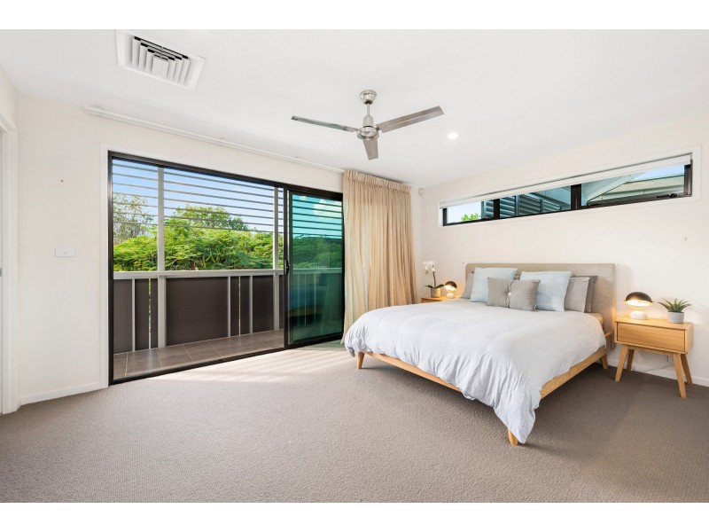 59 Waterline Crescent, Bulimba QLD 4171