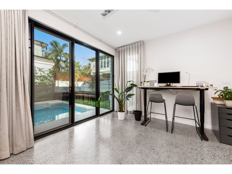 59 Waterline Crescent, Bulimba QLD 4171