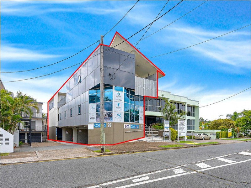 92 Cleveland Street, Greenslopes QLD 4120