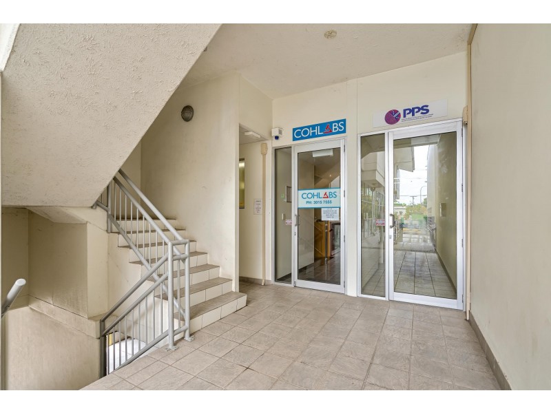 92 Cleveland Street, Greenslopes QLD 4120