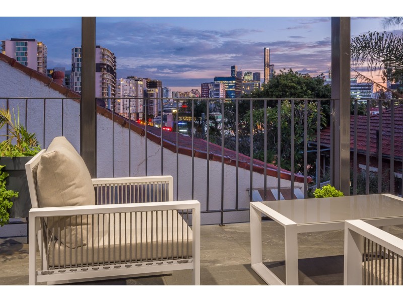 7 Victoria Terrace, Bowen Hills QLD 4006