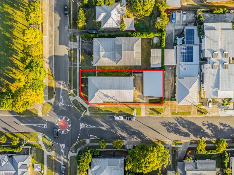 95 Burn Street, Camp Hill QLD 4152