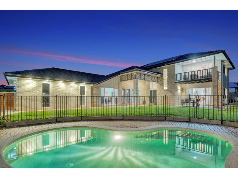 3 Joseph Place, Sinnamon Park QLD 4073