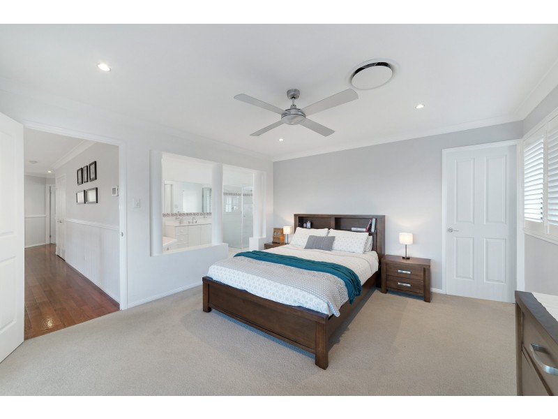 3 Joseph Place, Sinnamon Park QLD 4073