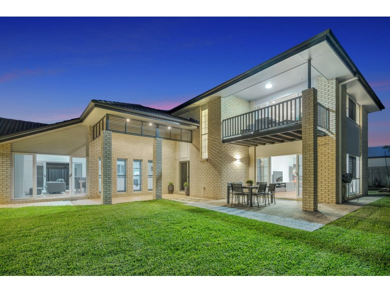 3 Joseph Place, Sinnamon Park QLD 4073