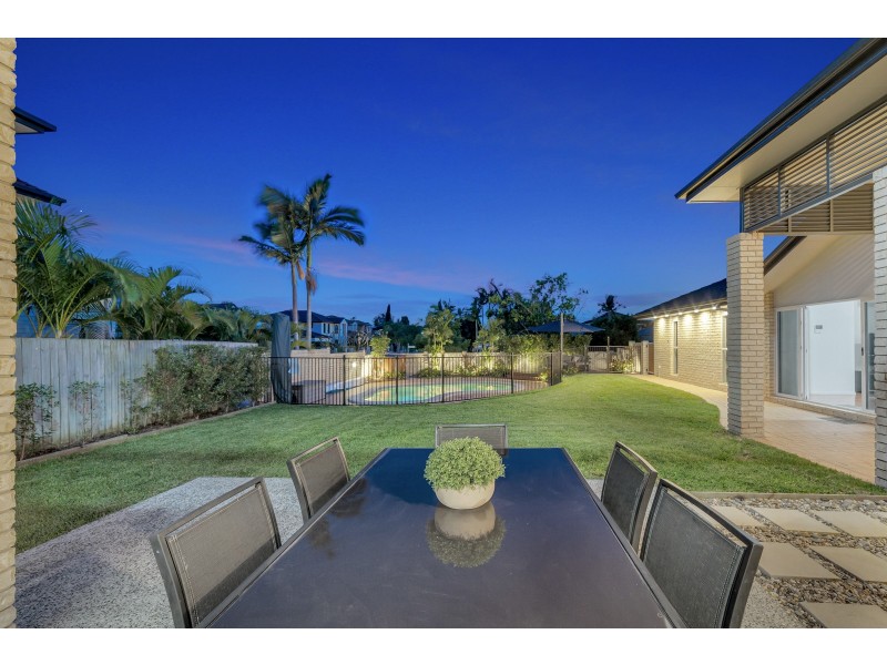 3 Joseph Place, Sinnamon Park QLD 4073