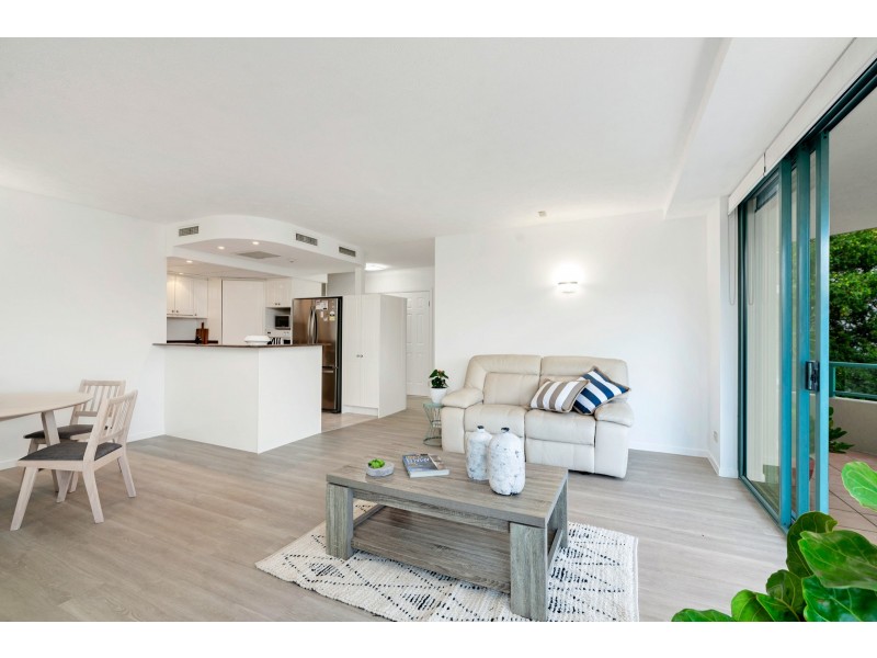 4/10 Park Avenue, East Brisbane QLD 4169