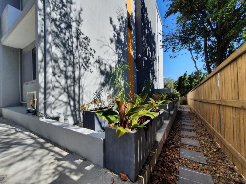 22 Wilton Street, Woolloongabba QLD 4102