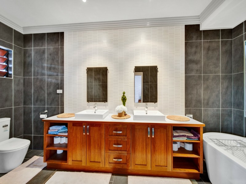 43 Moriarty Street, Goondi Hill QLD 4860